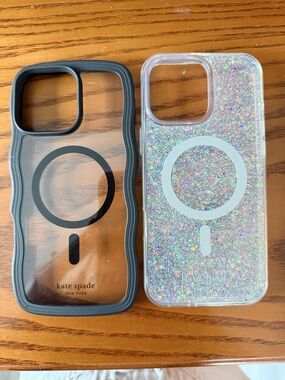 kate spade iPhone 16 Pro Max MagSafe Case - Clear Glitter and Black Wavy Case